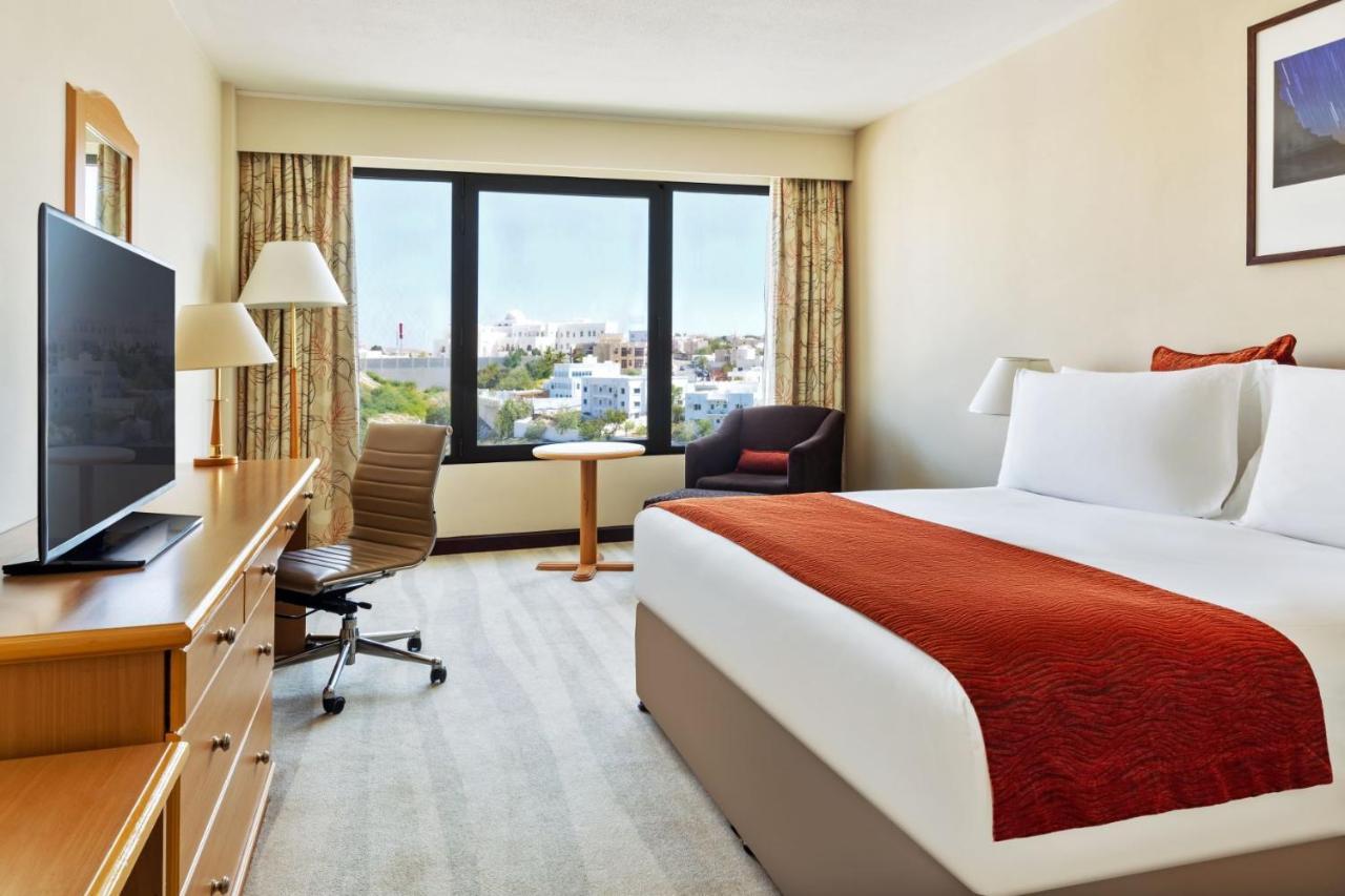 Hotel Crowne Plaza By Ihg 4*