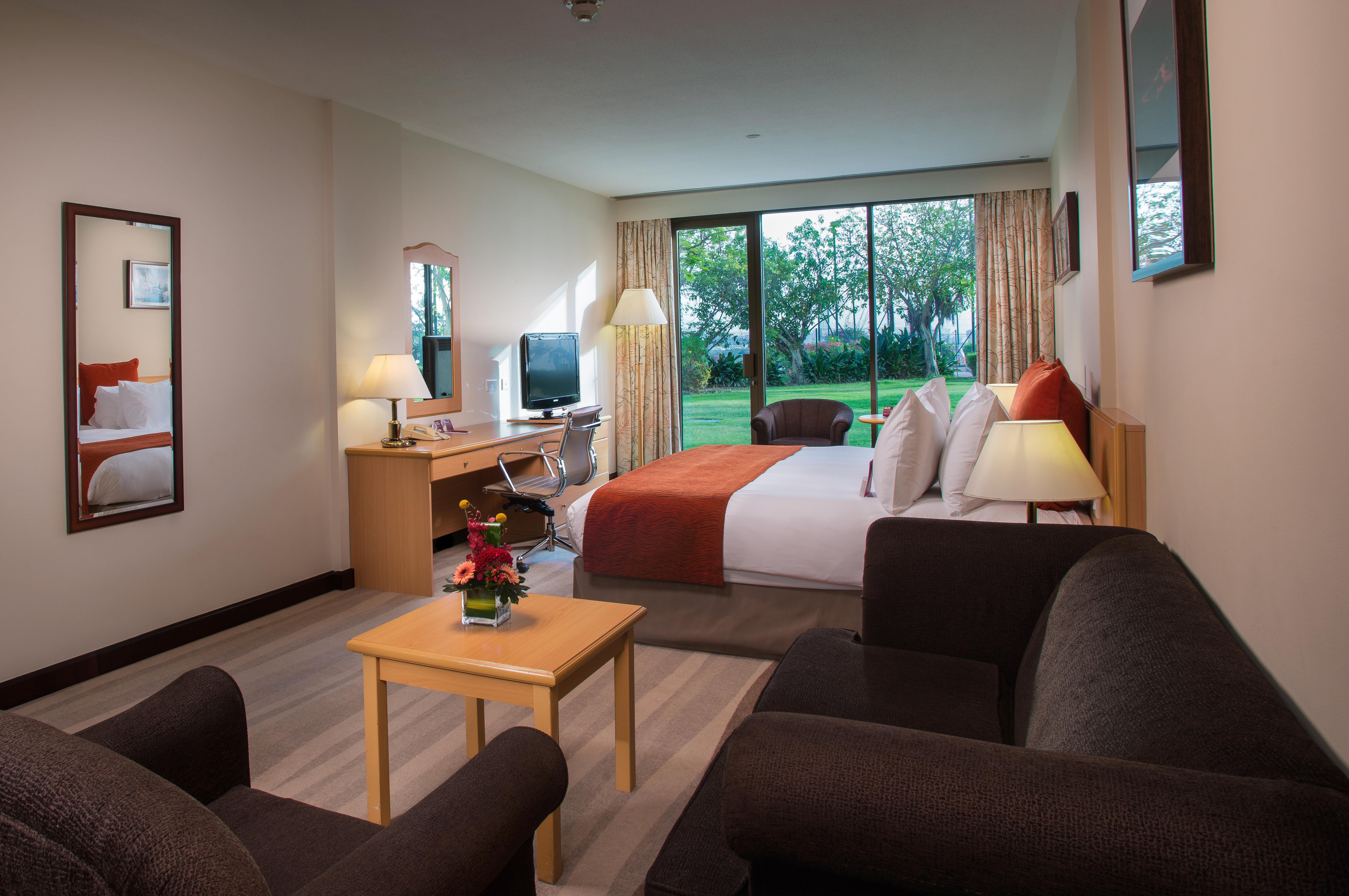 Crowne Plaza By Ihg