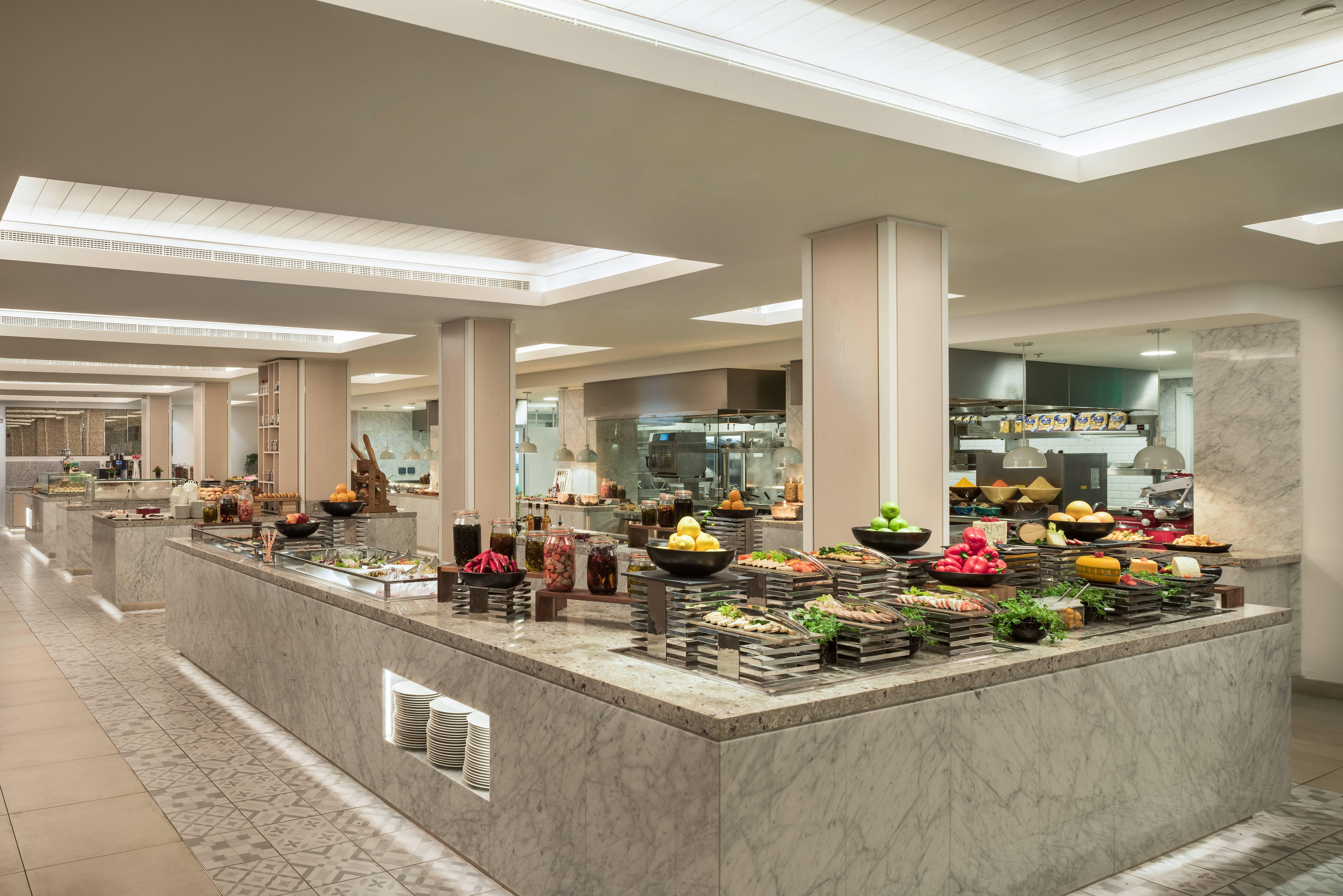 Crowne Plaza By Ihg Hotel