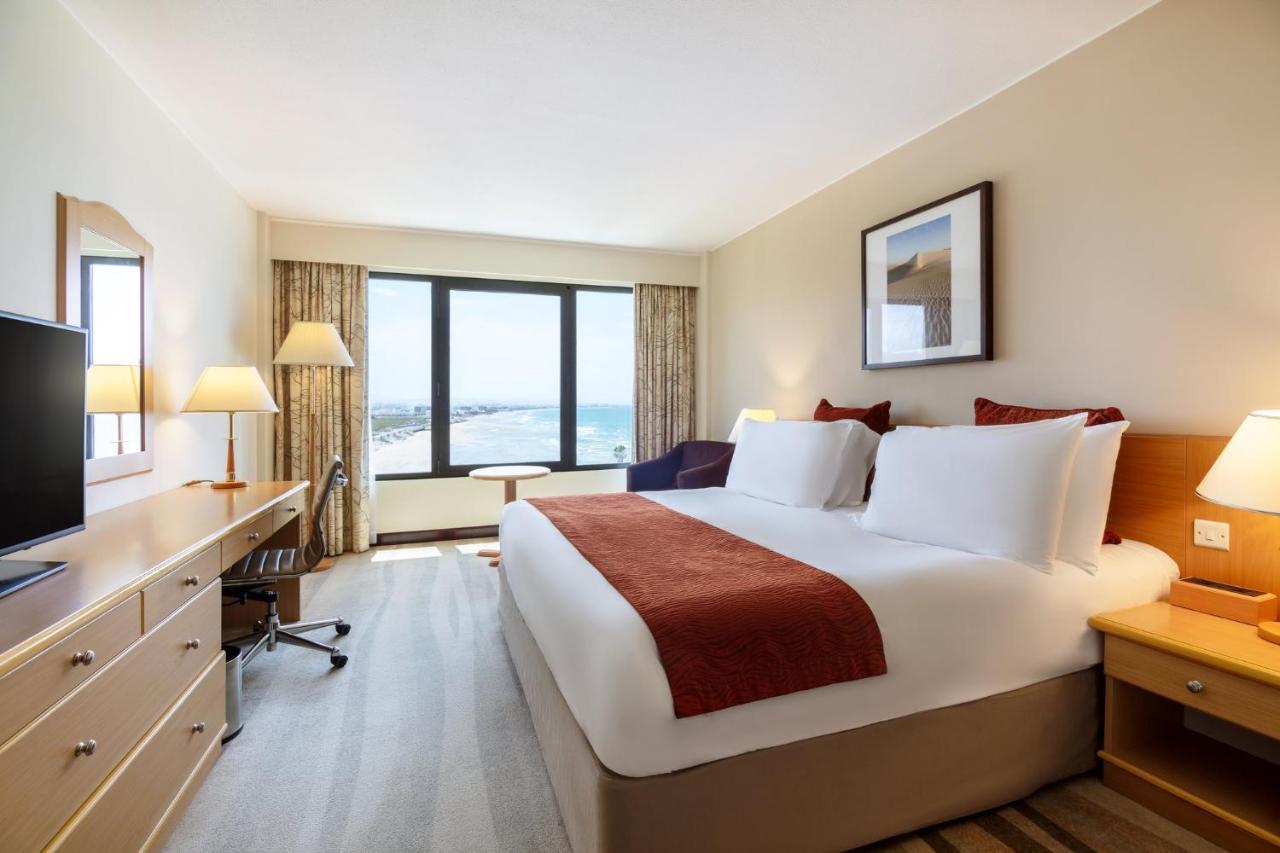 Crowne Plaza By Ihg Hotel