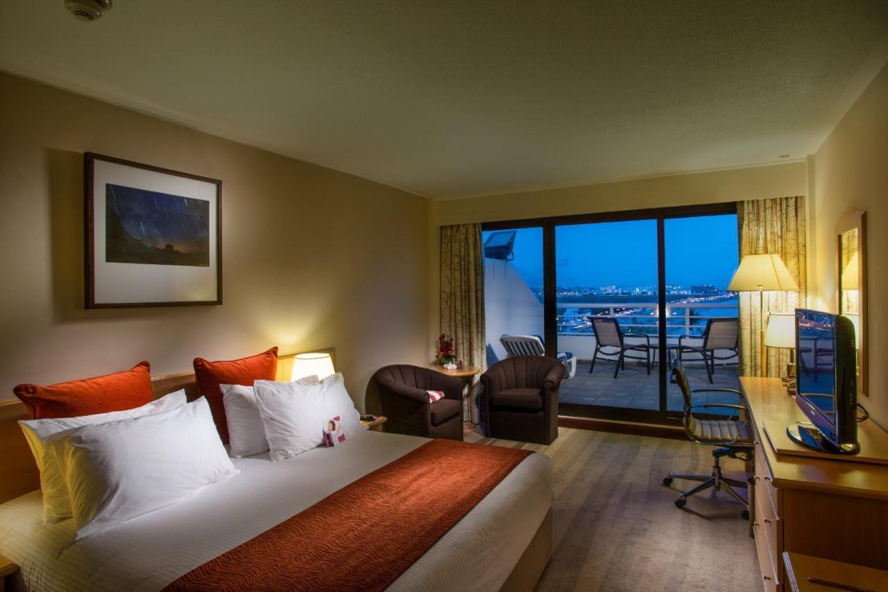 Crowne Plaza By Ihg